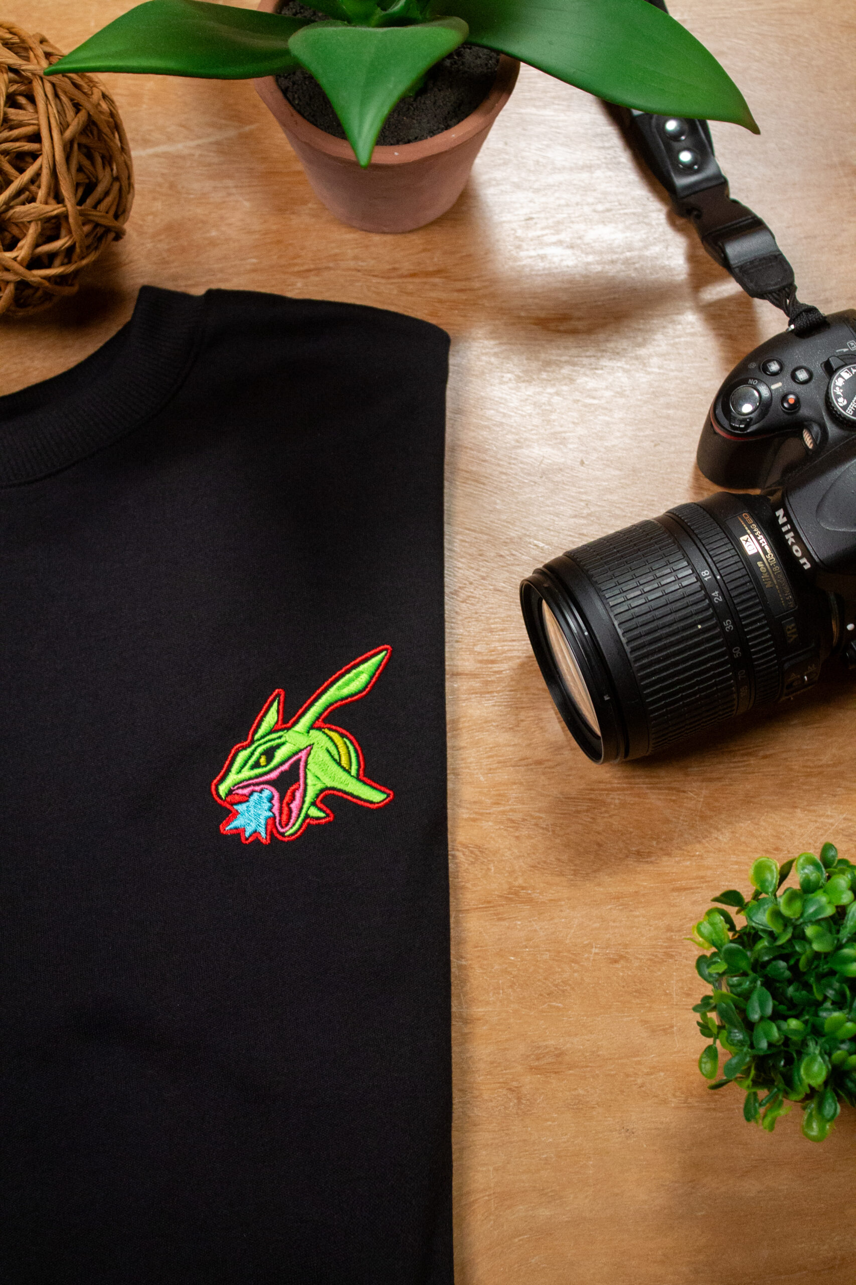 Camiseta Rayquaza
